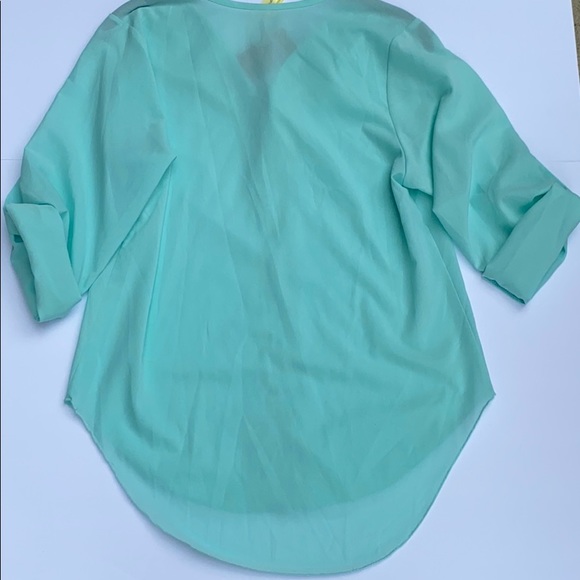 Francesca’s Blouse 3/4 Length Arm Cuffs Small - Picture 10 of 10